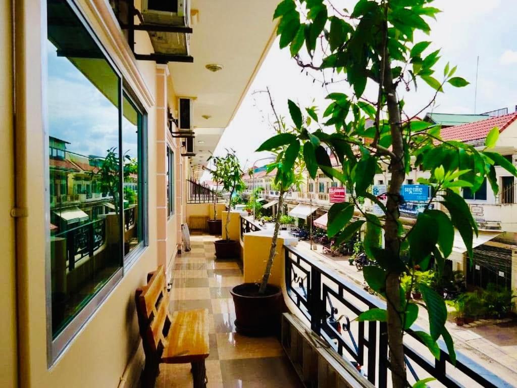 U Dara Inn Sziemreap Kültér fotó